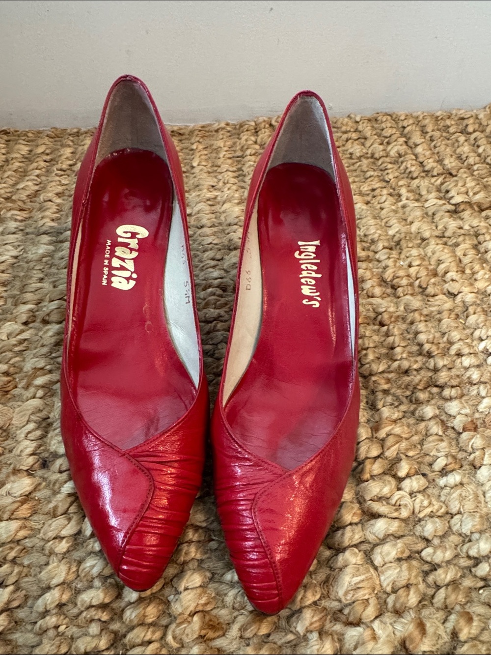 Vintage Ingledew’s Grazia Red Leather Pointed Toe Pumps 5.5M Made Spain